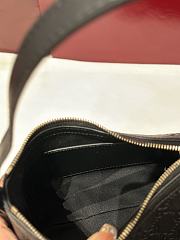 Bagsaaa Gucci GG Emblem small shoulder bag 847450 black - 22cm - 4