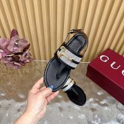 Bagsaaa Gucci Women's thong sandal with Horsebit 834431 black - 2