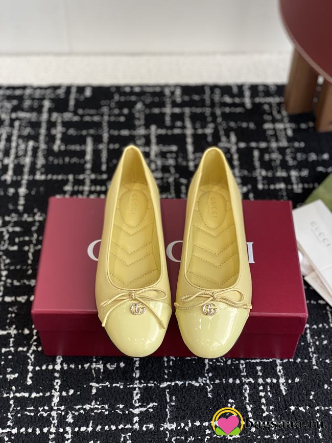 Bagsaaa Gucci Women's ballet flat with Double G 835805 Yellow - 1