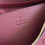 Bagsaaa Gucci GG Emblem small shoulder bag 847450 red - 22cm - 2