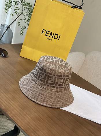 Bagsaaa Fendi Hat 02