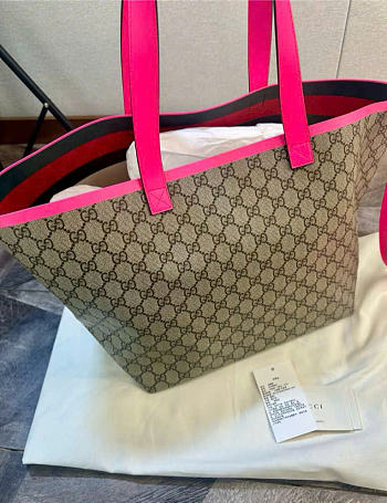 Bagsaaa Gucci Medium Ophidia GG tote bag beige & pink - 30cm