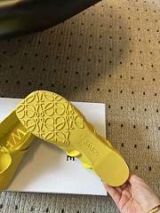 Bagsaaa Loewe Pebble Soft ballerina in nappa lambskin yellow - 3