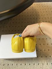 Bagsaaa Loewe Pebble Soft ballerina in nappa lambskin yellow - 2