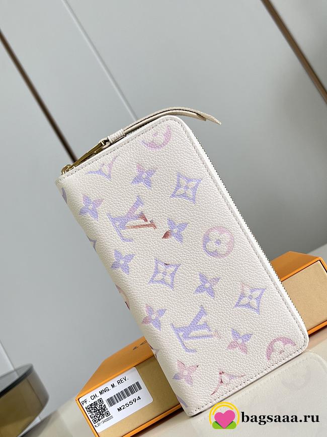 Bagsaaa LV M25594 Zippy Wallet Dream Beige - 19.5cm - 1