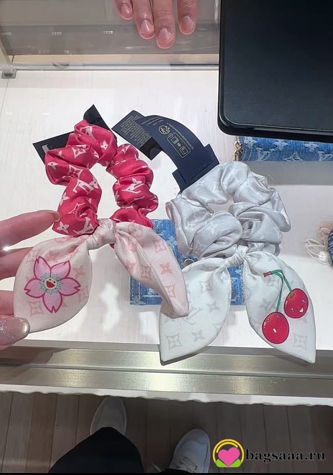 Bagsaaa LV Scrunchies Set 2 - 1