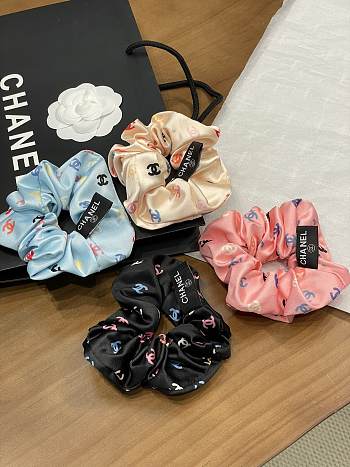 Bagsaaa Chanel Scrunchies Set