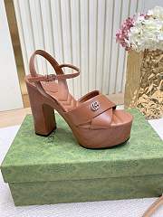 Bagsaaa Gucci Women's platform sandal 835313 Brown - 4