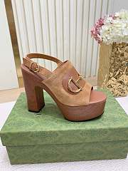 Bagsaaa Gucci Women's platform sandal with Horsebit 834420 brown - 3