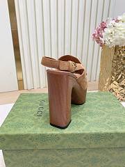 Bagsaaa Gucci Women's platform sandal with Horsebit 834420 brown - 2