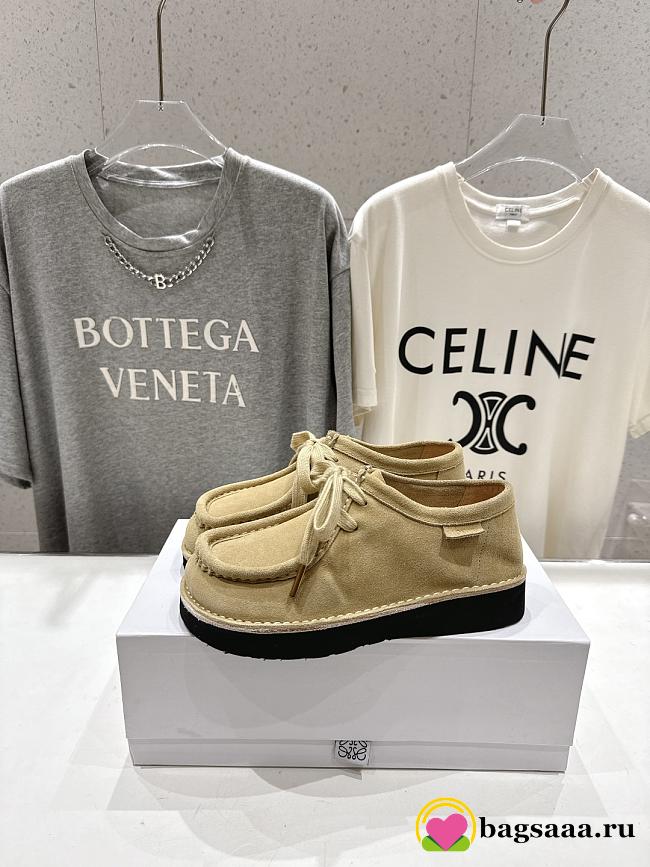 Bagsaaa Loewe Faro lace-up in suede calfskin beige - 1