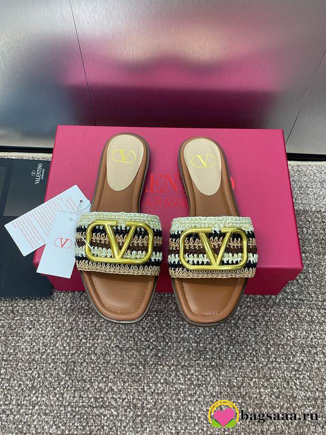 Bagsaaa Valentino Vlogo Signature Slide Sandal With Crochet Embroidery - 1