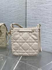 Bagsaaa Dior Small D-Motion Bag Latte Macrocannage Lambskin - 19.5cm - 4