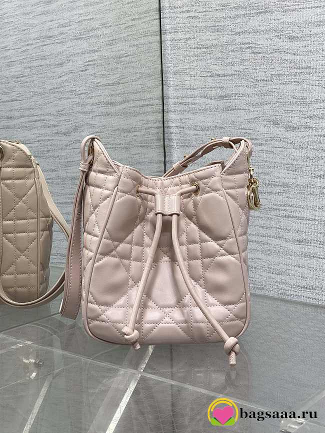 Bagsaaa Dior Small D-Motion Bag Pink Macrocannage Lambskin - 19.5cm - 1