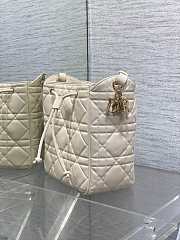 Bagsaaa Dior Medium D-Motion Bag Latte Macrocannage Lambskin - 24cm - 3