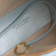 Bagsaaa Bottega Veneta Top Handle Loop 796615 Blue - 13x21x13cm - 3