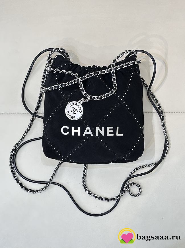 Bagsaaa Chanel 22 Mini Handbag Black Suede AS3980 - 20 × 19 × 6 cm - 1