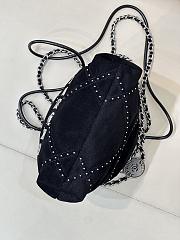 Bagsaaa Chanel 22 Mini Handbag Black Suede AS3980 - 20 × 19 × 6 cm - 3