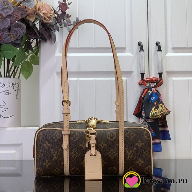 Bagsaaa LV M47031 Hang On Bag Monogram - 26cm - 1