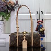 Bagsaaa LV M47031 Hang On Bag Monogram - 26cm - 1