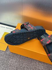 Bagsaaa LV x TM Bom Dia Flat Comfort Mule Monogram cherry - 2