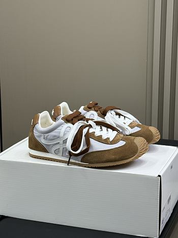 Bagsaaa Loewe Ballet Runner 2.0 in nylon and calfskin Grey/White/Tan