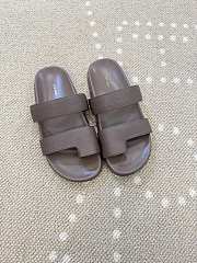 Bagsaaa The Row Hugh Leather Sandals - 1