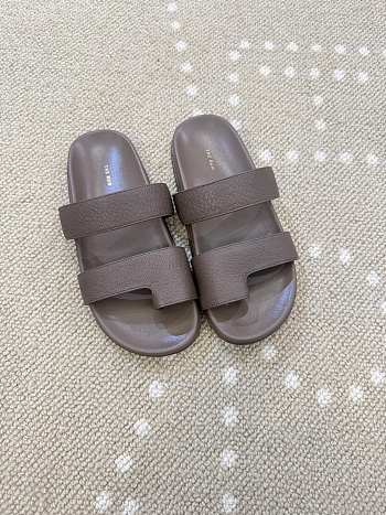 Bagsaaa The Row Hugh Leather Sandals