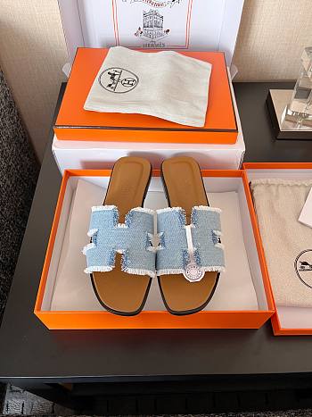 Bagsaaa Hermes Oran sandal denim