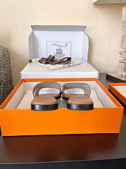 Bagsaaa Hermes Idioma sandal brown - 2