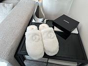 Bagsaaa Chanel White Shearling Slippers - 4