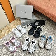 Bagsaaa Balenciaga - Circuit Beige / Blue Low Top Sneakers - 4