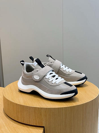 Bagsaa Hermes Loop sneaker beige