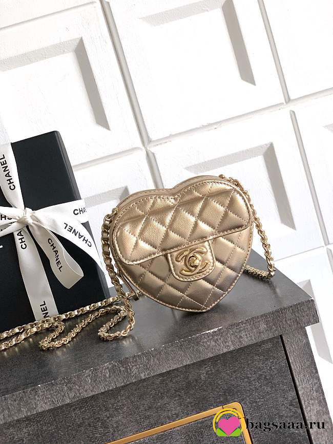 Bagsaaa Chanel Heart Clutch with Chain AP2784 Gold - 13cm - 1