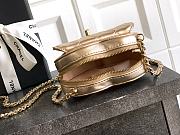 Bagsaaa Chanel Heart Clutch with Chain AP2784 Gold - 13cm - 3
