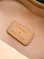 Bagsaaa Chanel Heart Clutch with Chain AP2784 Gold - 13cm - 2