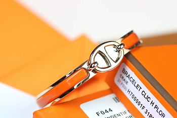 Bagsaaa Hermes Mini Clic Chaine d'Ancre bracelet orange