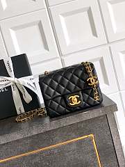 Bagsaaa Chanel Mini Flap Bag AS5758 Black Lambskin - 18cm - 1