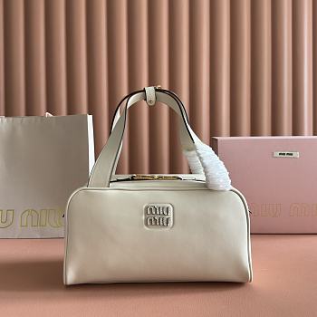 Bagsaaa Miu Miu Leather top-handle bag 5BB182 white - 28cm