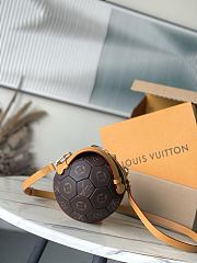 Bagsaaa LV Soccer Ball Bag M13894 - 19cm - 1