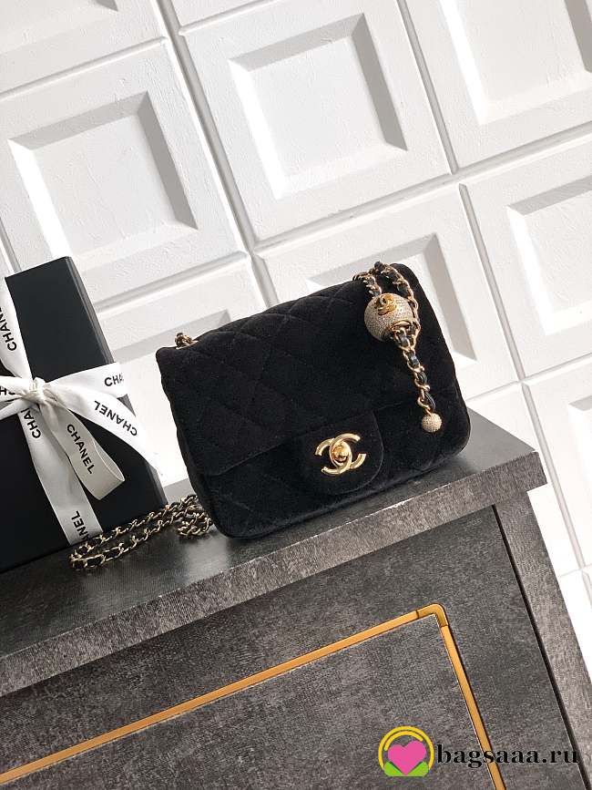 Bagsaaa Chanel Mini Flap Bag AS1786 Black Velvet - 18cm - 1