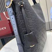Bagsaaa Gucci GG Emblem medium shoulder bag 847452 black - 30.5cm - 5