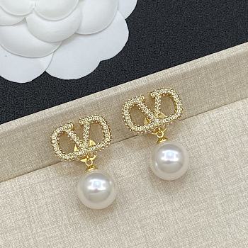 Bagsaaa Valentino Gold Earrings