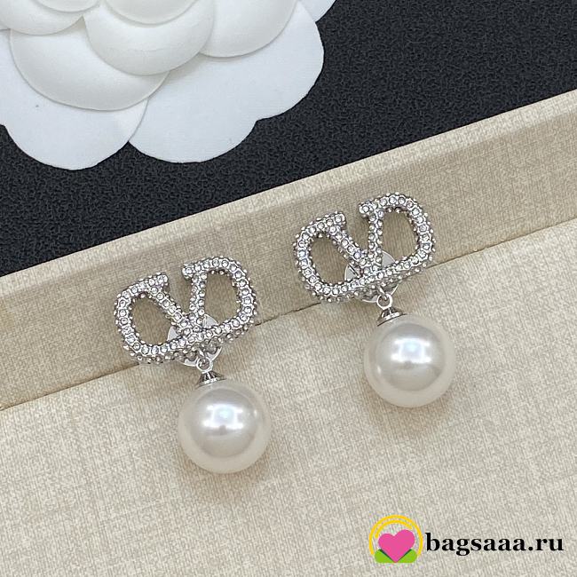 Bagsaaa Valentino Silver Earrings - 1