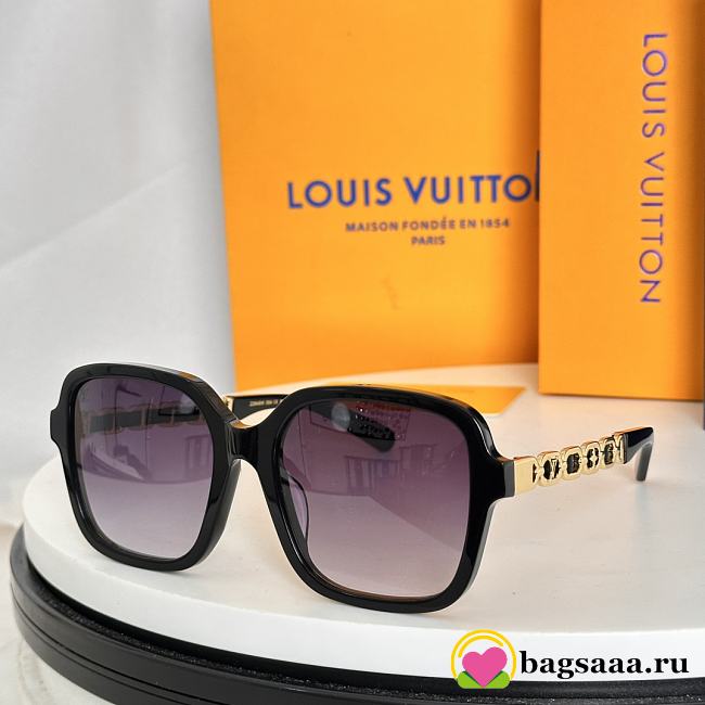 Bagsaaa LV Glasses 03 - 1