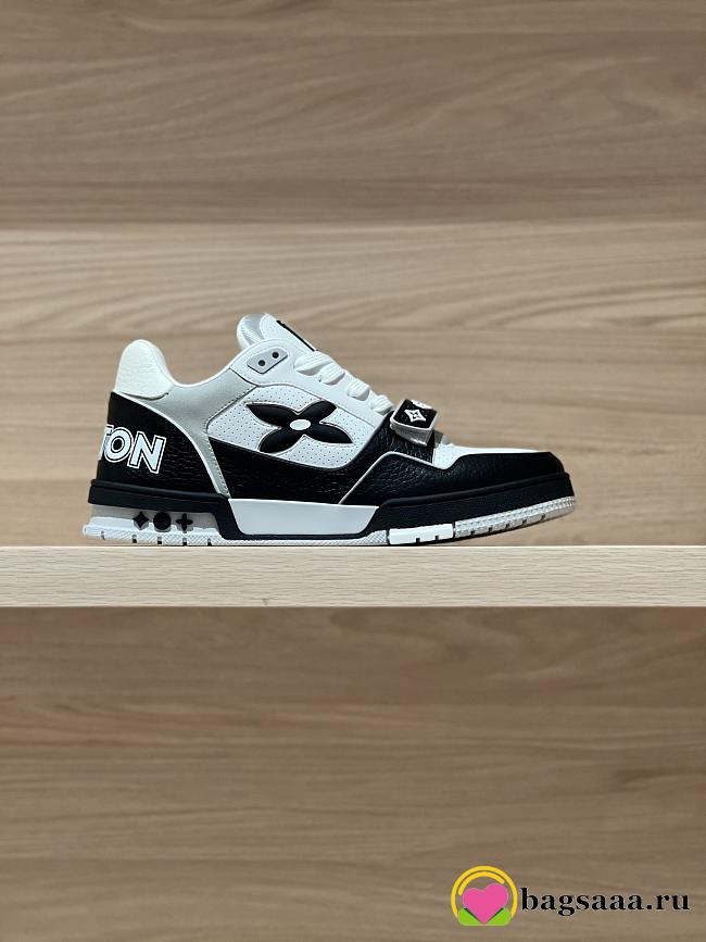Bagsaaa LV Trainer Sneaker Black & White - 1