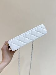 Bagsaaa Chanel Vanity with Chain AP4854 White Caviar - 19.5cm - 4