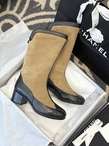 Bagsaaa Chanel High Boots G46591 Beige Suede - 5.5cm