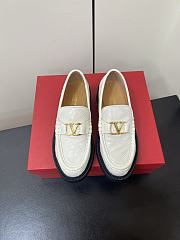 Bagsaaa Valentino Garavani VLogo Signature loafers white - 1