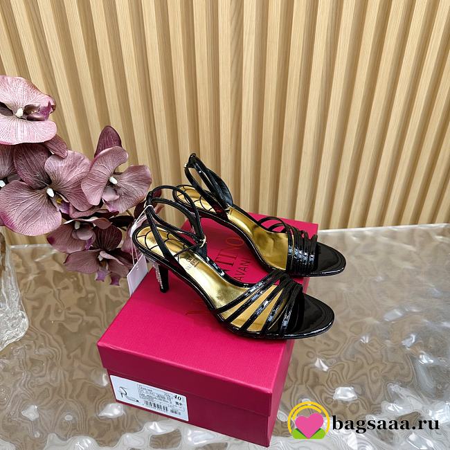 Bagsaaa Valentino Garavani ladycrush crystal-embellished leather heeled sandals - 1